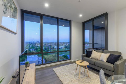 Box Hill Brand New Park View 2 Bedroom Apartment - Accommodation NT 2