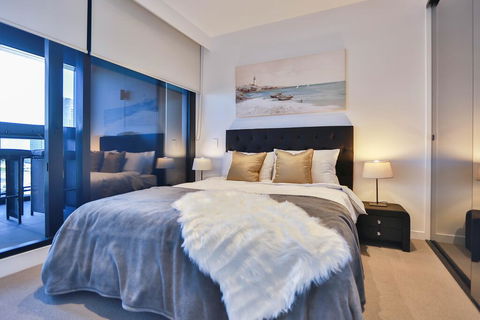 Box Hill Central Sky One Apartment - Accommodation NT 1