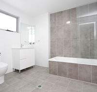 Brand new Family Friendly Apartment for 7 - Accommodation NT