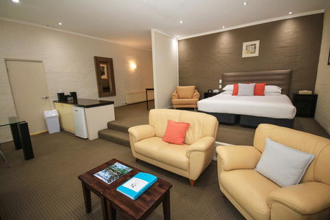 Briars Country Lodge - Accommodation NT 1