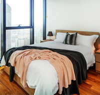 Brisbane Centre with Glorious Views  Pool - Accommodation NT
