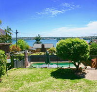 Bundeena Base Holiday Home - Accommodation NT