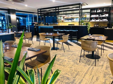 Burnett Riverside Hotel - Accommodation NT 1