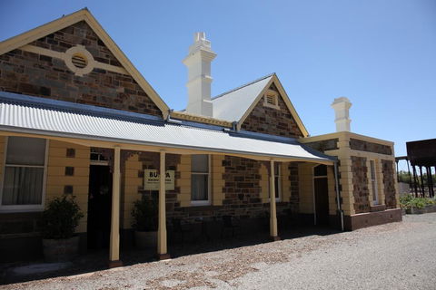 Burra Railway Station Bed And Breakfast - NT Tourism 0