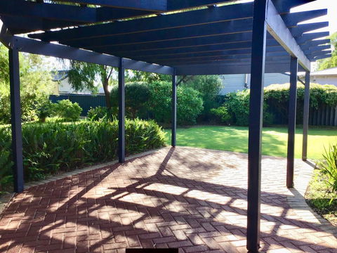 Bussell Retreat - NT Tourism 1
