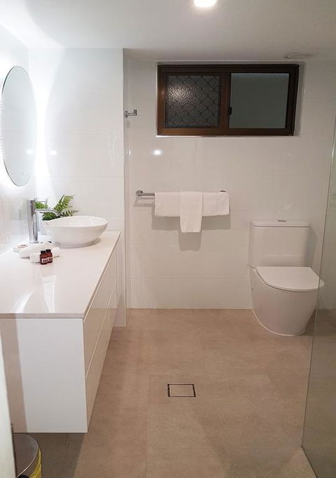 Byron Bay Beachfront Apartments - NT Tourism 3