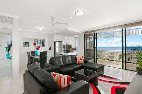 Cairns Luxury Seafront Apartment - Accommodation NT 0