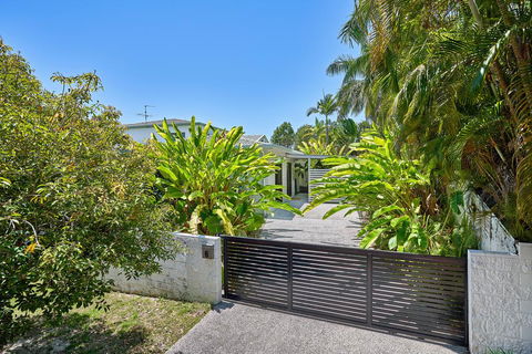 Cairns Northern Beaches Holiday Retreat - Accommodation NT 1
