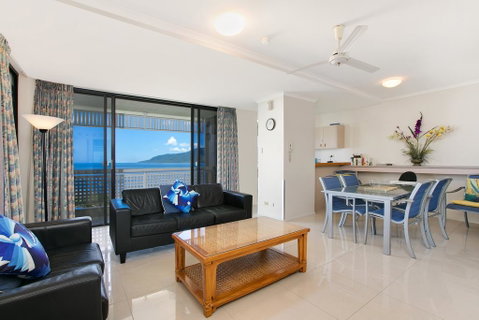 Cairns Ocean View Apartment - Accommodation NT 3