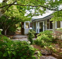 Calamandah House of Blackheath - Accommodation NT