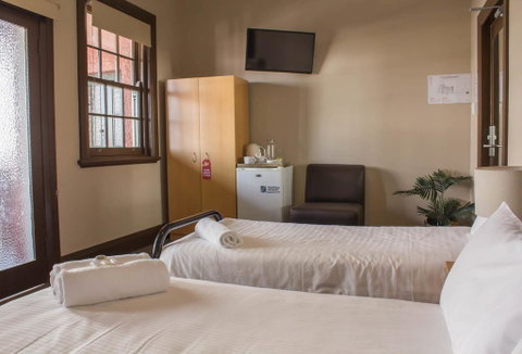 Campsie Hotel - Accommodation NT 3