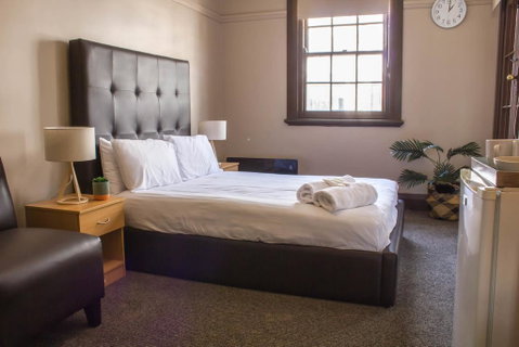 Campsie Hotel - Accommodation NT 0