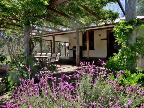 Capertee National Park Cottages - NT Tourism 3