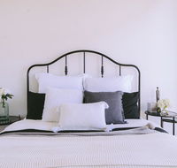 Capitol Executive Apartment on London Circuit - NT Tourism