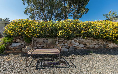 Captain Rodda's Cottage - NT Tourism 3