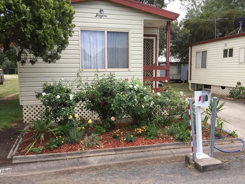 Caracourt Caravan Park - Accommodation NT 0