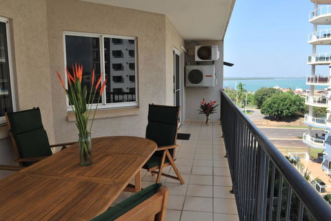 Cardona Crt - Accommodation NT 0