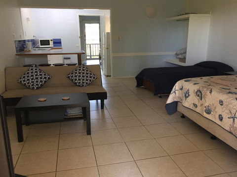 Cardwell Beachfront Motel - NT Tourism 2