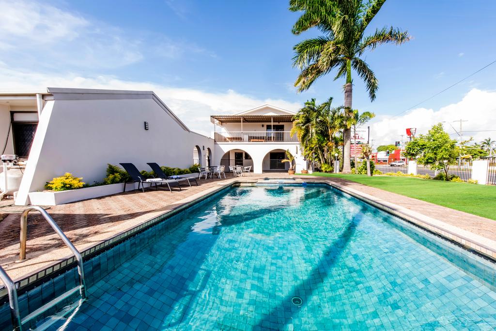 Nebo QLD Accommodation NT
