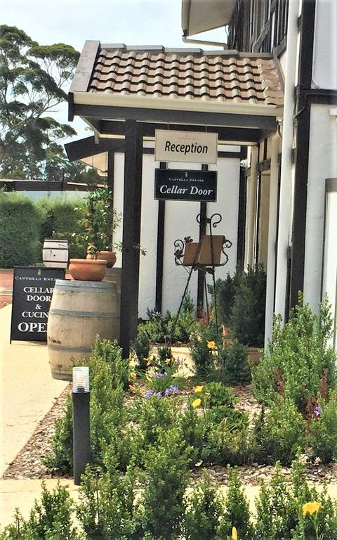 Castelli Estate Cellars Pty Ltd - Accommodation NT 3