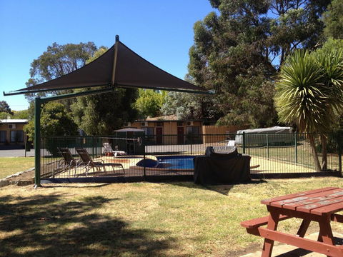 Castle Motel - Accommodation NT 0