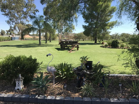 Castlereagh Motor Inn - NT Tourism 0