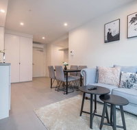 CBD Modern Classic 1 Bedroom AptLa Trobe Tower - Accommodation NT