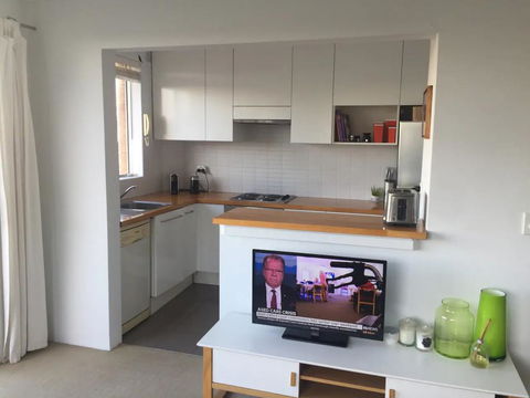Centennial Park 1 Bedroom Apartment - NT Tourism 2