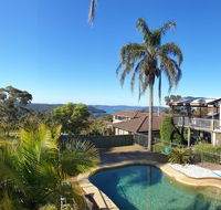 Central Coast Getaway 4B Family Holiday Home - NT Tourism