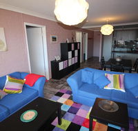Central Park 14 - Centrally located with views to the mountains - NT Tourism