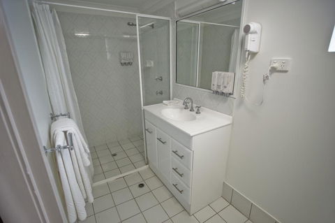Centrepoint Motor Inn - NT Tourism 3