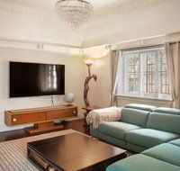 Chic 2 Bedroom Ground Floor Apartment In Trendy New Farm - Accommodation NT