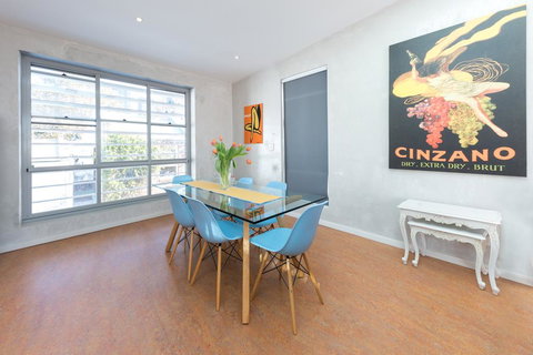 Chic East Sydney Pad - Accommodation NT 3