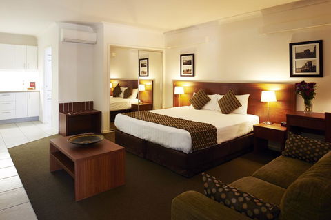 Chinchilla Downtown Motor Inn - Accommodation NT 0