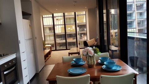 City Apartment With River View - Accommodation NT 0
