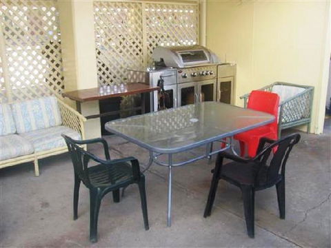 City Beach Motel - NT Tourism 3
