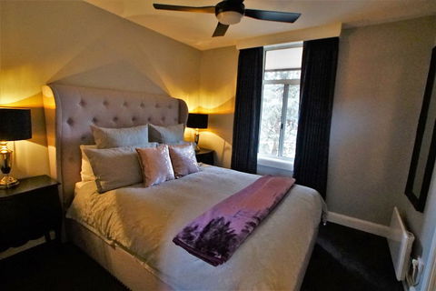 City Life Apartment-full Kitchen & Separate Bedroom - NT Tourism 3