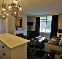 City Life Apartment-full kitchen  separate bedroom - NT Tourism