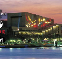 City Sunsets  South Bank  CBD Views Pool Netflix - Accommodation NT