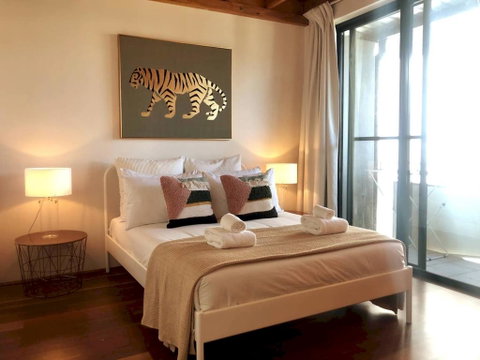 Classic Woolstore Apartment In Teneriffe - Accommodation NT 0