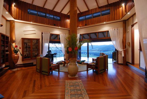 Cloud 9 - Accommodation NT 2