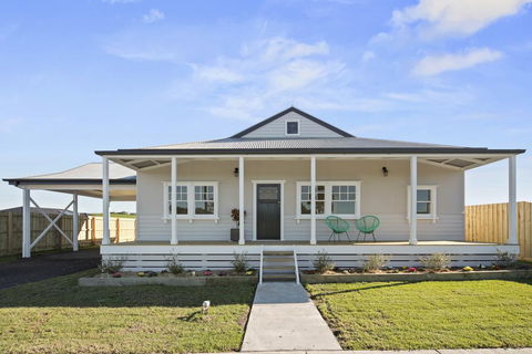 Cloverdale Cottage - NT Tourism 0