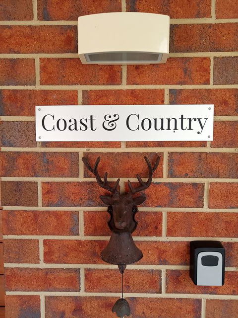 Coast & Country - Accommodation NT 3