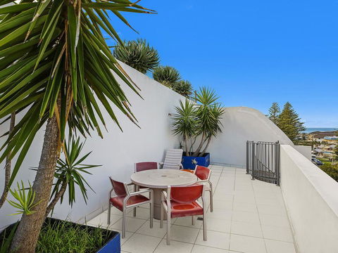 Coast Luxury Apartment 31 - Blue Coral Terrace - NT Tourism 3