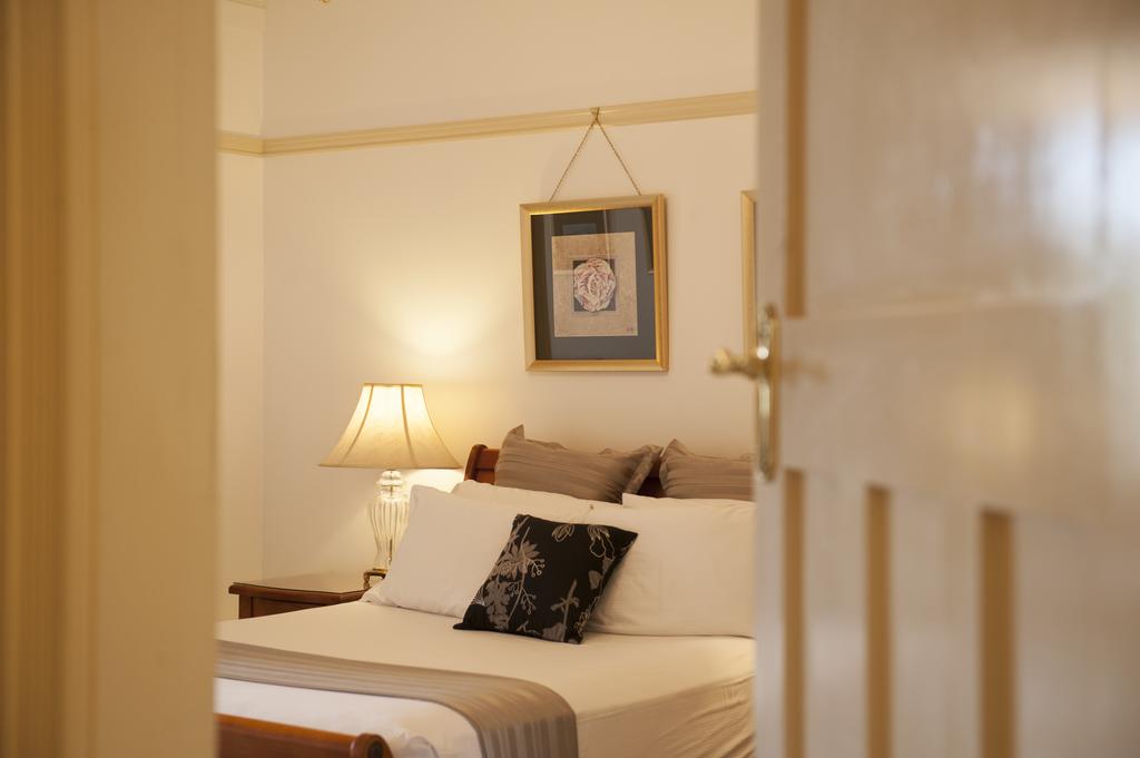  Accommodation NT
