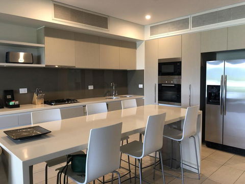 Coconut Grove 402 - Accommodation NT 1