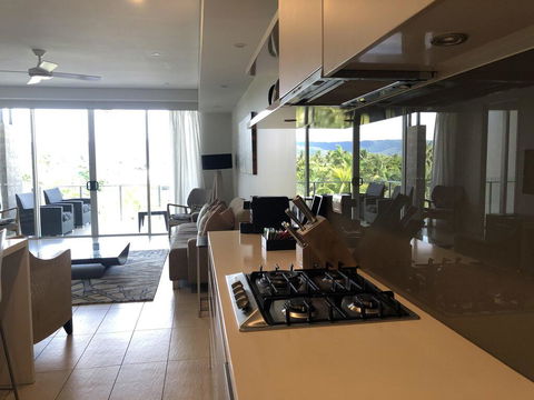 Coconut Grove 402 - Accommodation NT 3