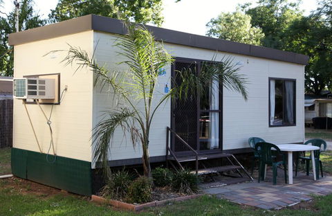 Cohuna Waterfront Holiday Park - Accommodation NT 3