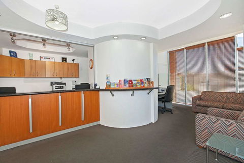 Comfort Inn & Suites Northgate Airport Motel - NT Tourism 3