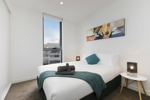 Complete Host Monarc Apartments - Accommodation NT 2